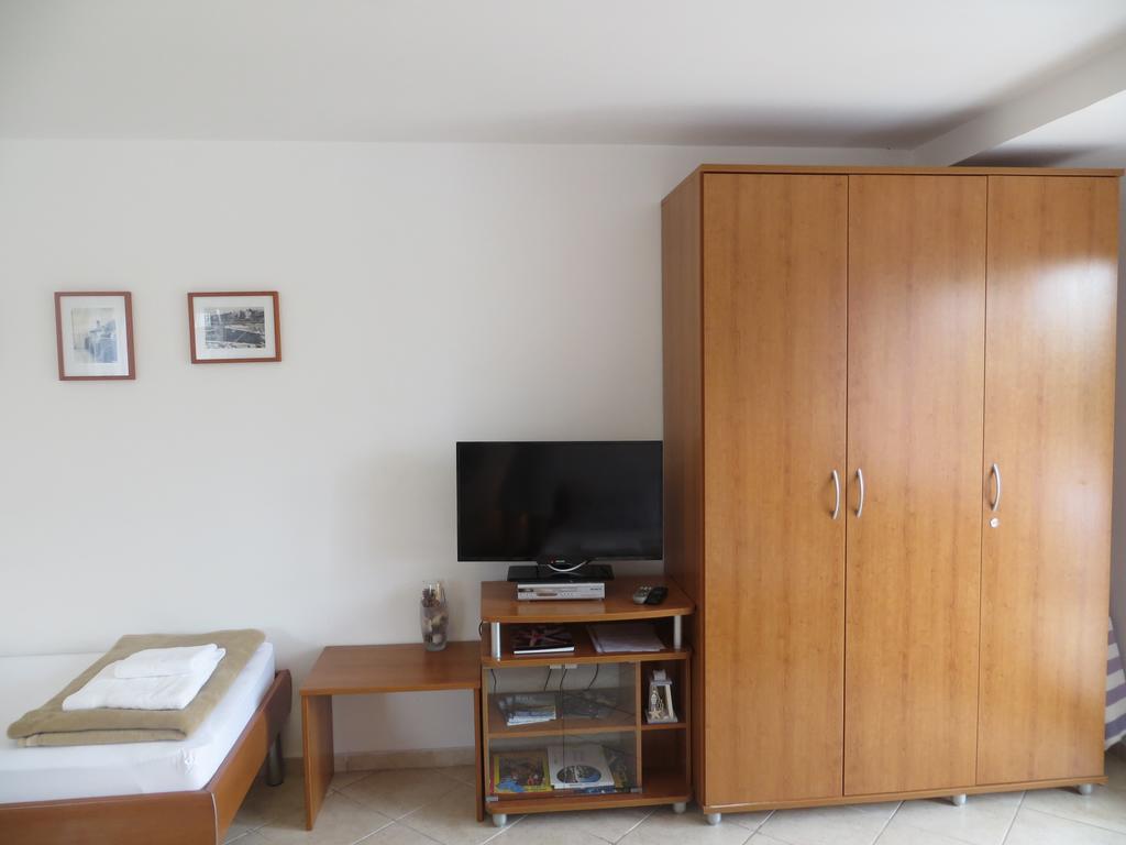 Apartment Sara Нівице Екстер'єр фото