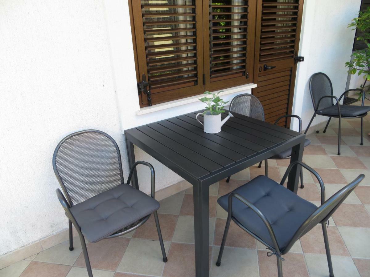 Apartment Sara Нівице Екстер'єр фото